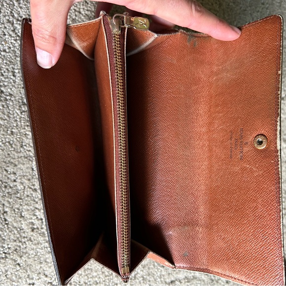 Louis Vuitton long wallet - Picture 5 of 6